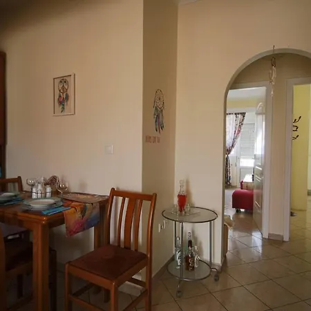 Apartment Oneiro Keratsini !! *